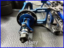 Pièces détachées 1/12 Racing Yokomo R12 avec de nombreux pneus d'occasion