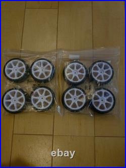 Voiture RC AXON TC10 avec pneus pièces détachées moteur ESC Savox servo