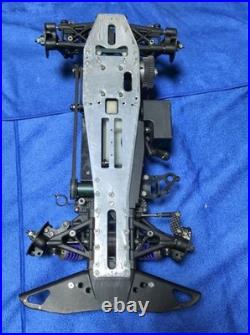 Voiture RC Mugen Seiki MTX-6 avec pièces détachées carrosserie pneus 1/8